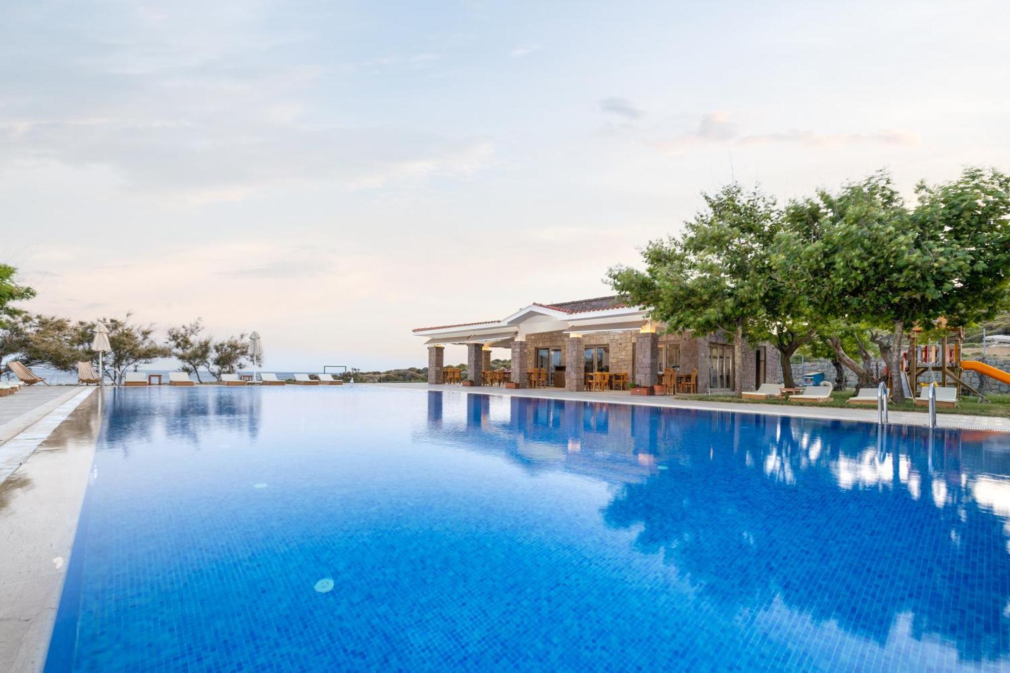 Cinarli Kasri Hotel İmroz Екстериор снимка