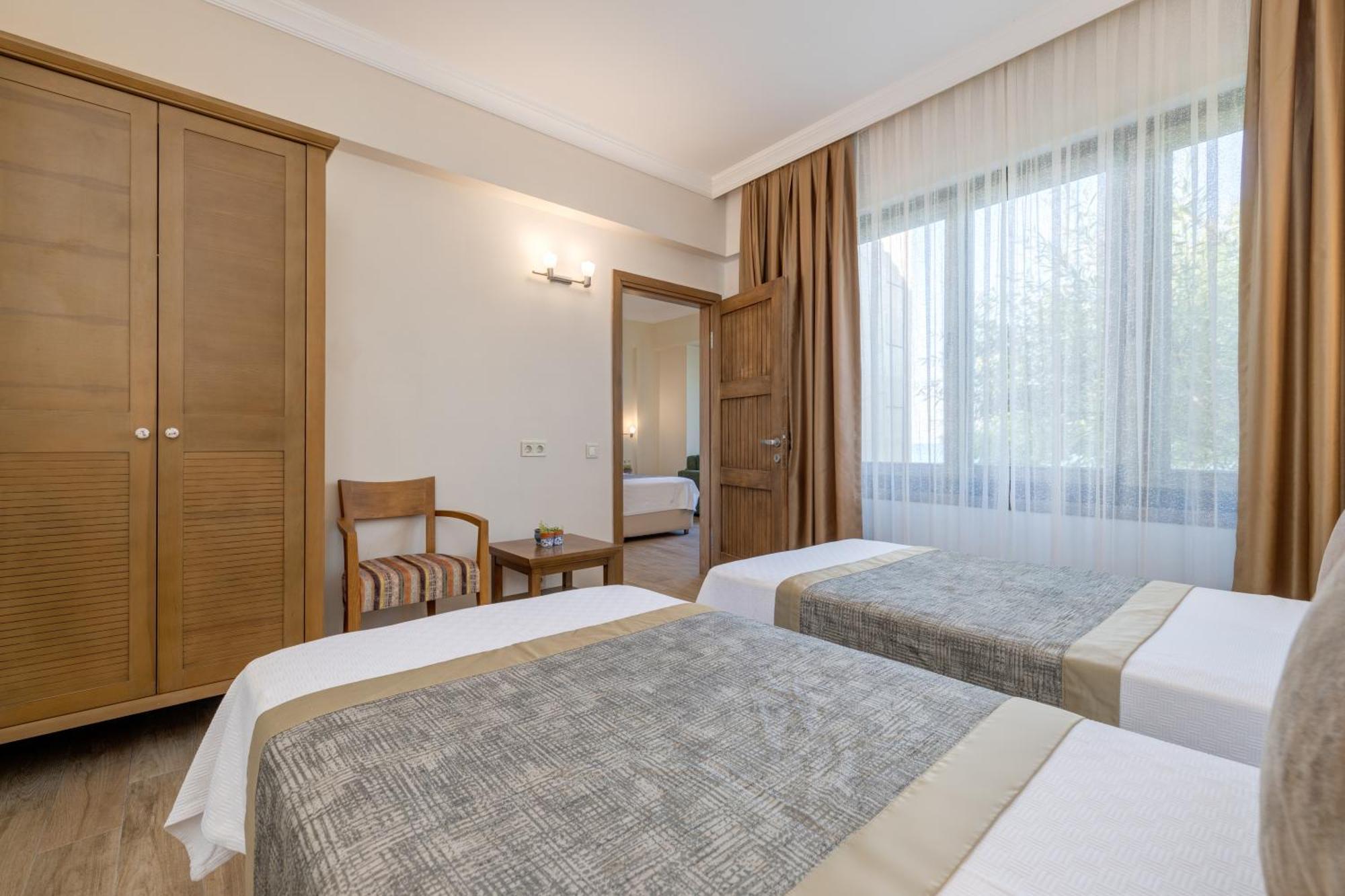 Cinarli Kasri Hotel İmroz Екстериор снимка