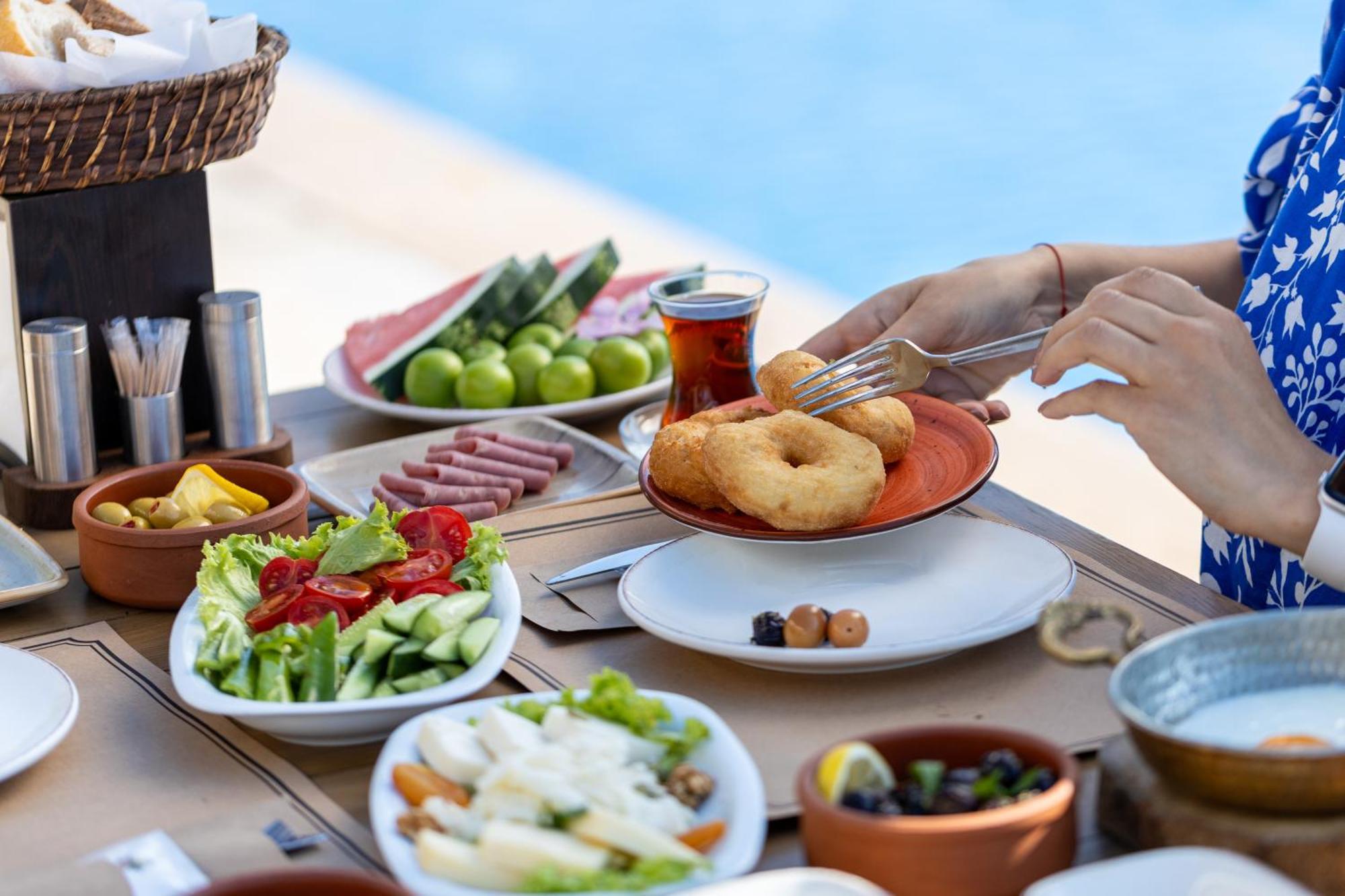 Cinarli Kasri Hotel İmroz Екстериор снимка
